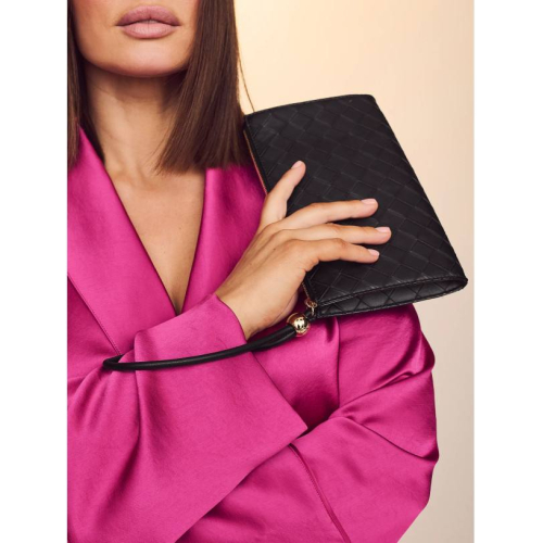 Гаманець-клатч Victoria’s Secret Large Pouch Wristlet Black Гаманець-клатч Victoria’s Secret Large Pouch Wristlet Black