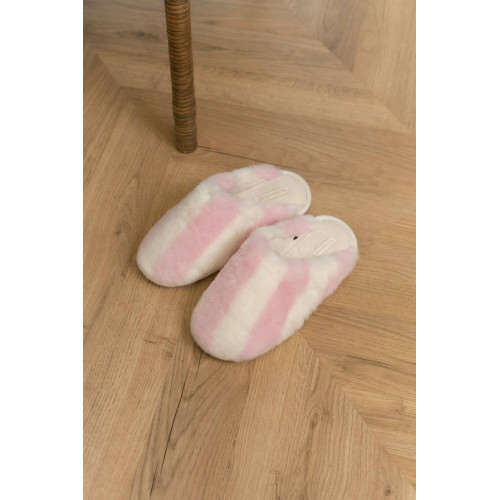 Тапочки Victoria's Secret Closed-Toe Faux Fur Slippers