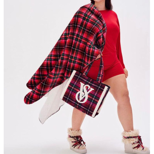 Плед Victoria's Secret Cozy-Plush