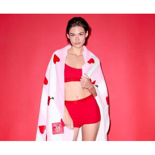 Плед Victoria's Secret Buy Cozy Plush Blanket Плед Victoria's Secret Buy Cozy Plush Blanket