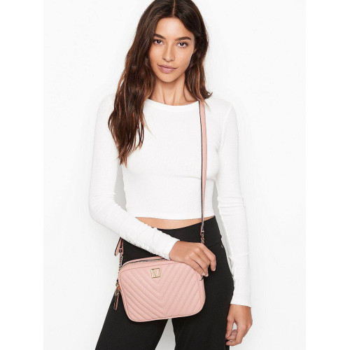 Сумка Крос- боді Victoria's Secret The Victoria Top-Zip Crossbody Сумка Крос- боді Victoria's Secret The Victoria Top-Zip Crossbody