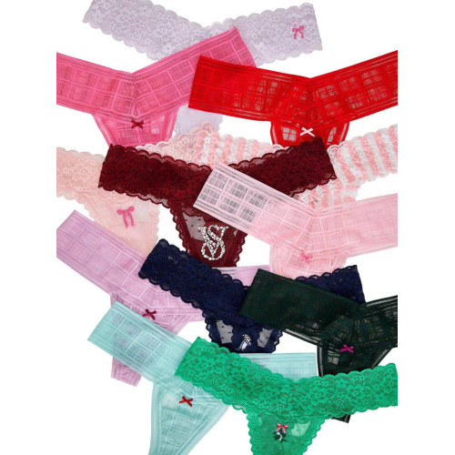 Адвент-календар трусиків Victoria’s Secret 12 Days of Holiday Lacie Thong Panties